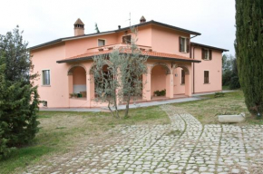 Отель Agriturismo Le 3 Rose  Антрия